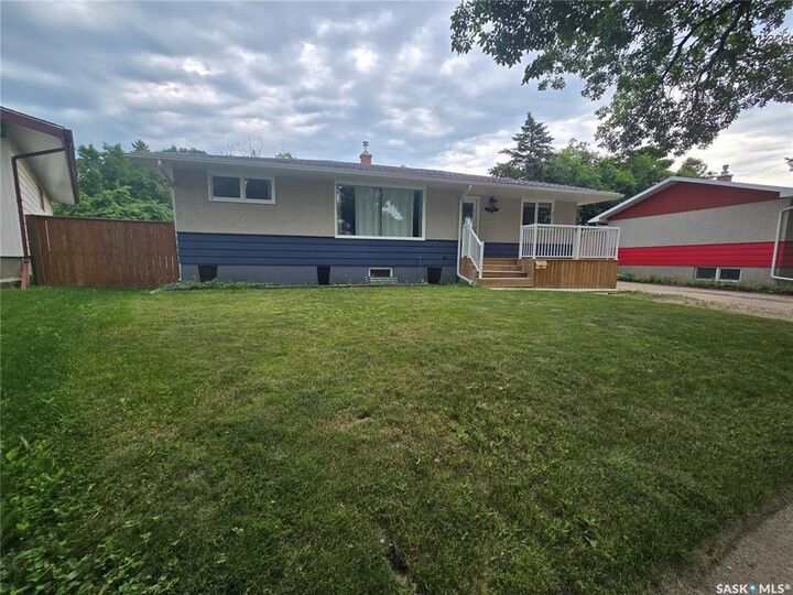 Property Photo: 98 13th Street SK S4H 1L1