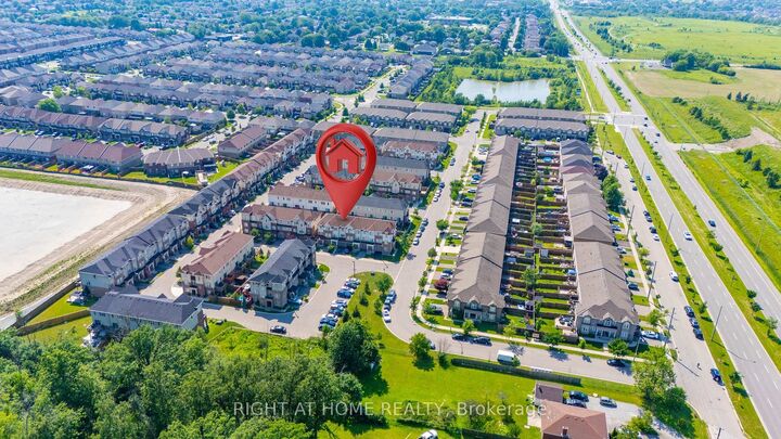 Photo de la propriété:  8 Kenridge Terrace  ON L8J 0G4 
