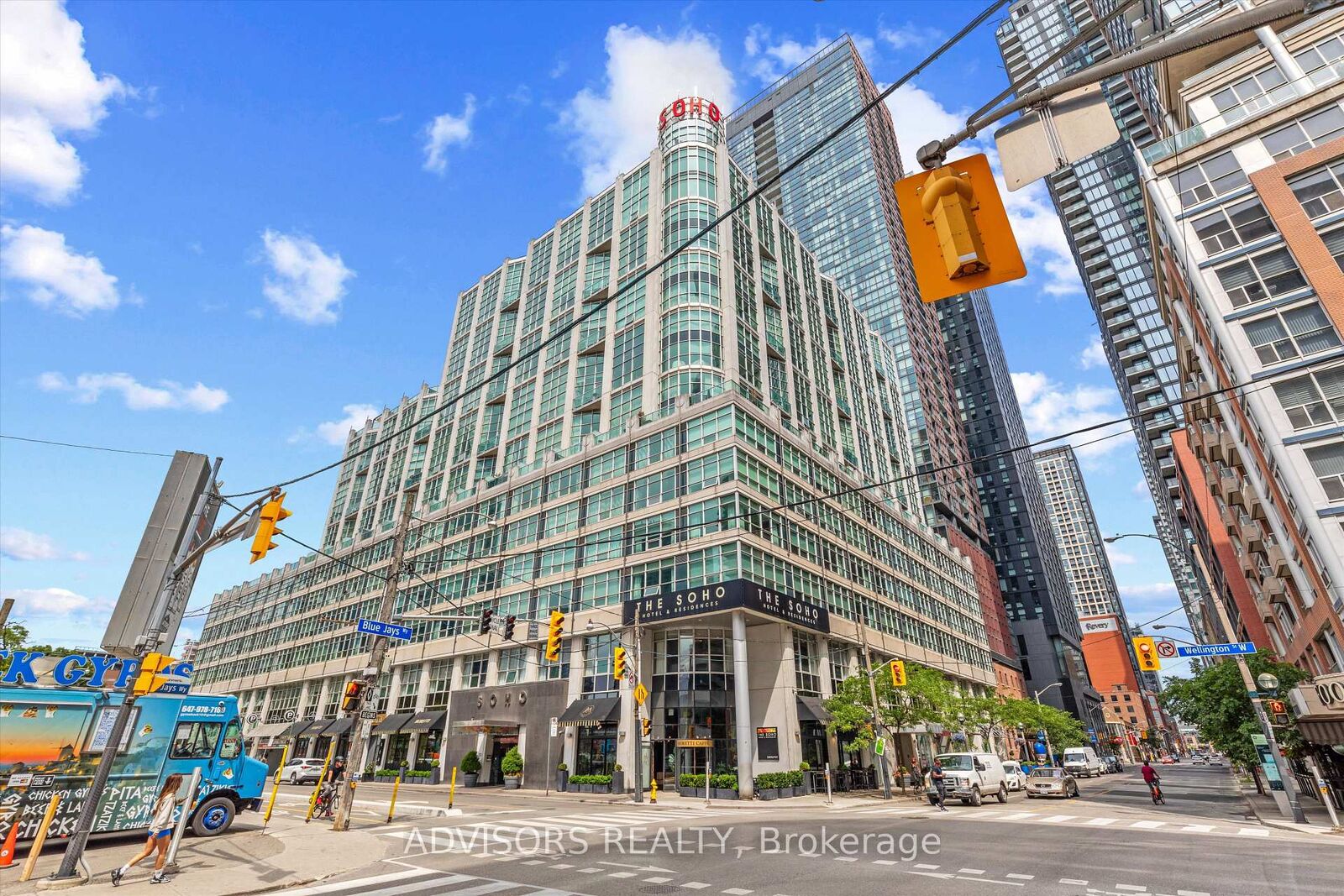 Property Photo:  36 Blue Jays Way 930  ON M5V 3T3 