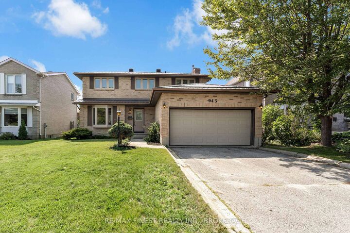 Property Photo:  943 Newhall Drive  ON K7P 2C7 