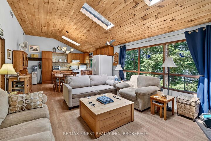 Property Photo:  701 Davern Lane  ON K0H 2B0 