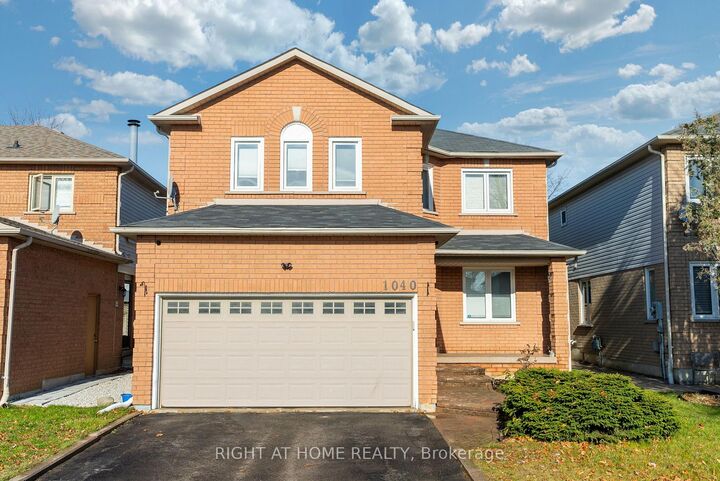 Property Photo: 1040 Beaver Valley Crescent ON L1J 8N2