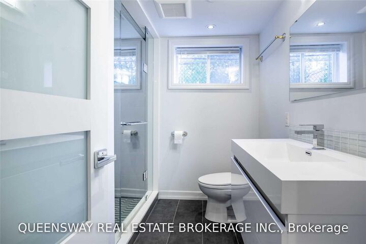 Property Photo:  1222 Kipling Avenue  ON M9B 3N1 