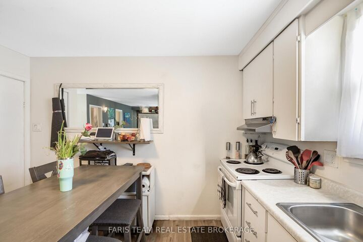 179 John Street — photo 1