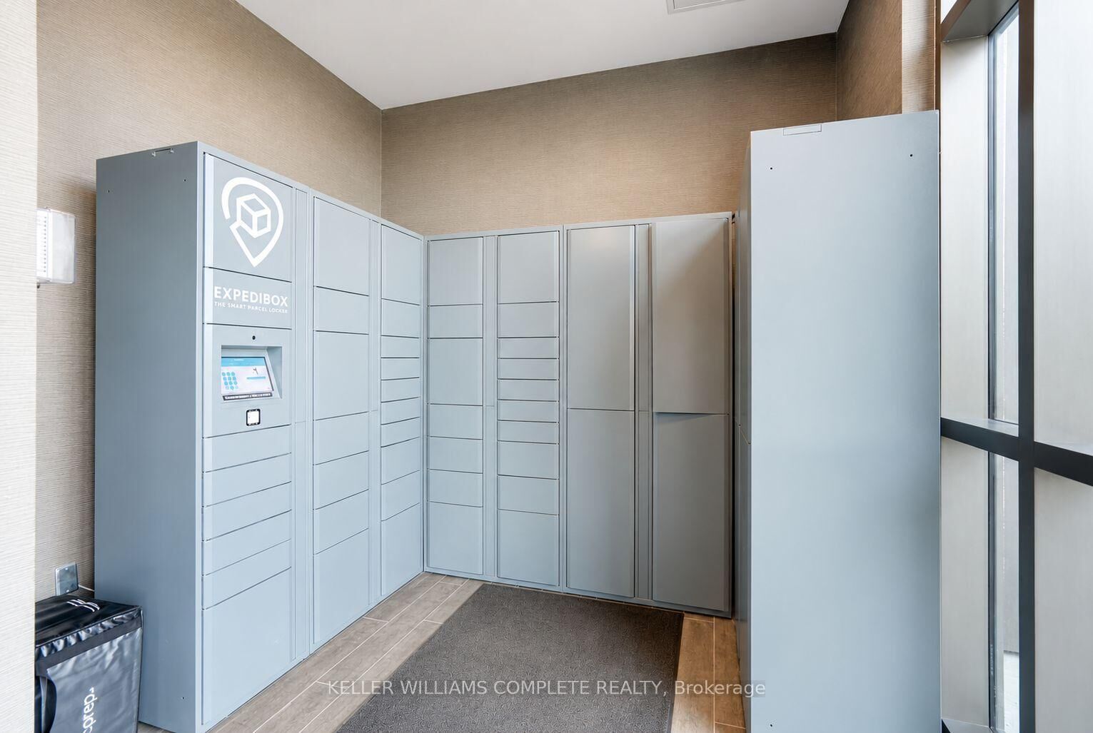 Property Photo: 460 Dundas Street E 1109 ON L8B 2A5