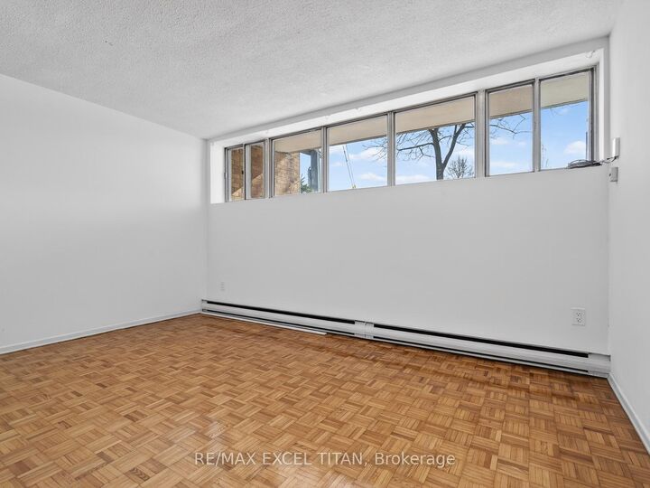 Property Photo:  1042 Sheppard Avenue W G1  ON M3H 2T6 