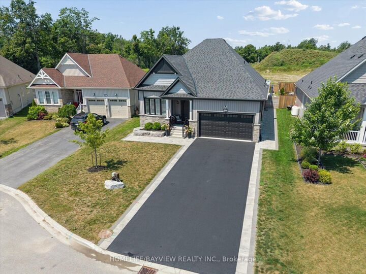 Property Photo: 19 Sedona Court ON K0M 1A0