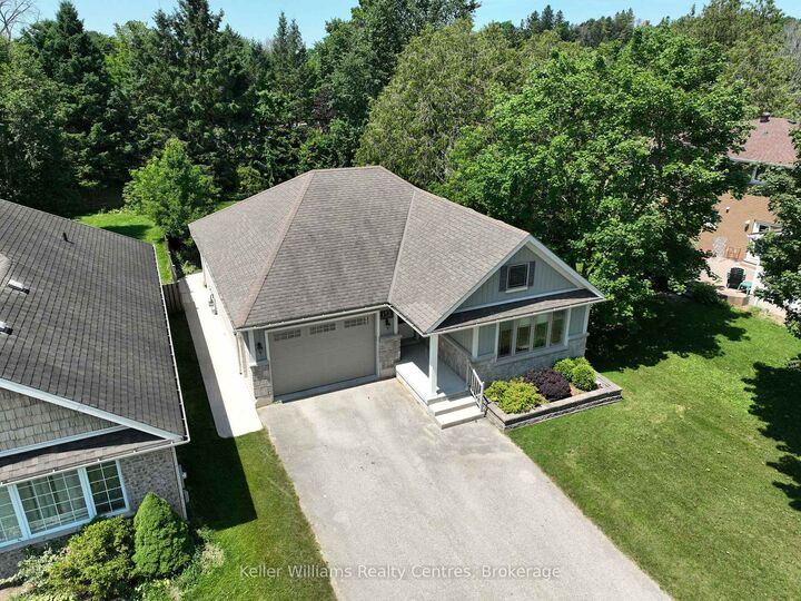 152 Kincardine Street N — photo 1