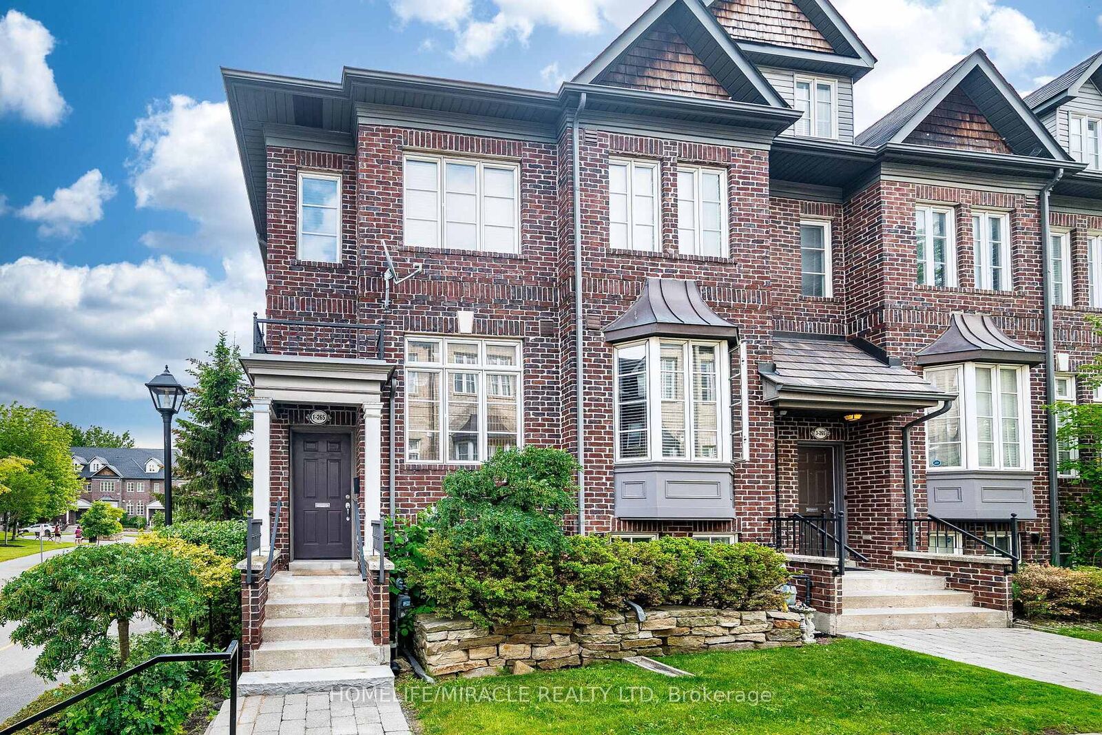 Property Photo:  265 Van Dusen Boulevard 1  ON M8Z 3J2 