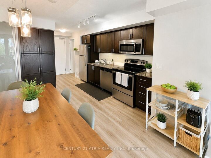 Property Photo: 830 Lawrence Avenue W 405 ON M6A 0B6
