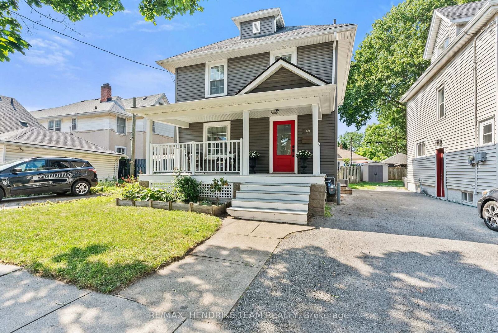 Property Photo: 69 Chaplin Avenue ON L2R 2E8
