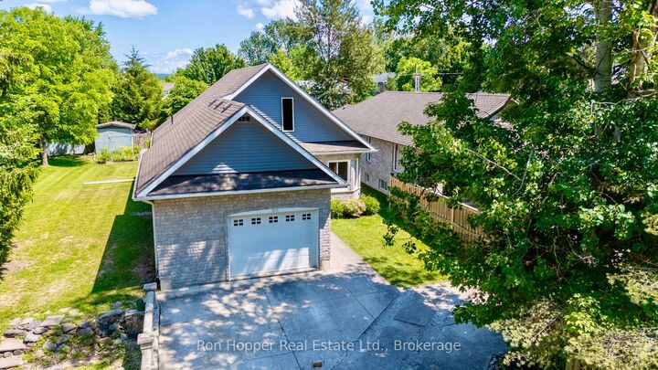 Property Photo:  1893 8th Avenue W  ON N4K 0A7 