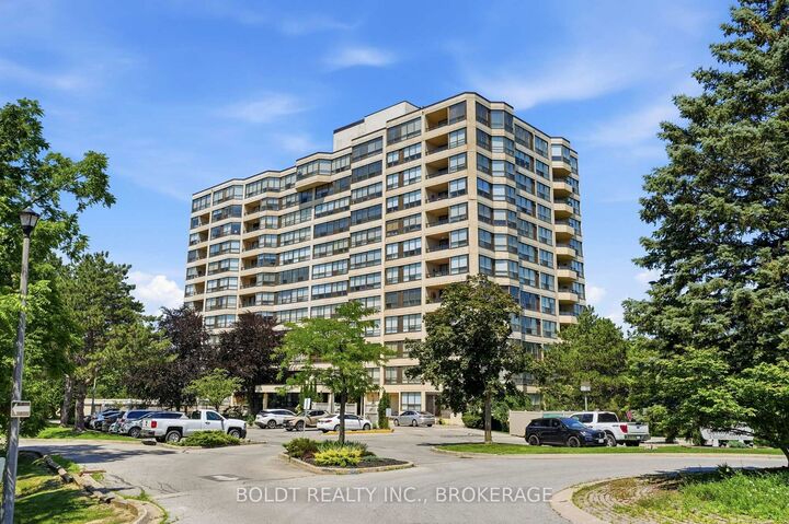 3 Towering Heights Boulevard 702 — photo 1