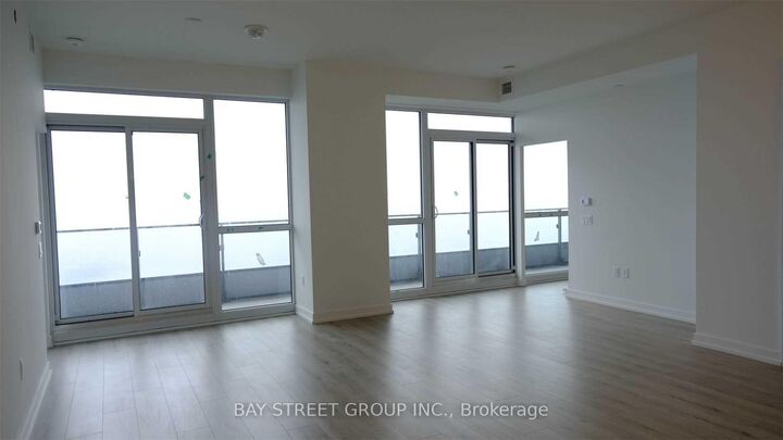 Property Photo: 395 Bloor Street E 4503 ON M4W 0B4