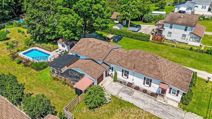 17 Potters Road — photo 1