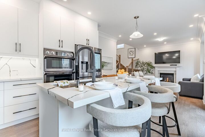 Property Photo: 3395 Post Road ON L6H 0Z2