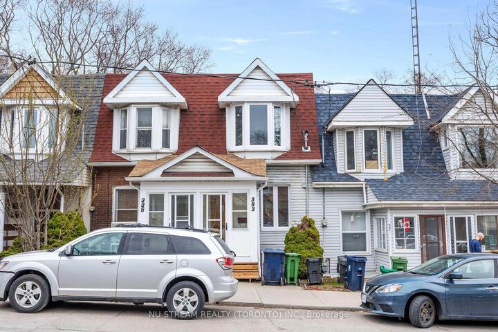 Property Photo: 393 Jones Avenue Lower Unit ON M4J 3G5