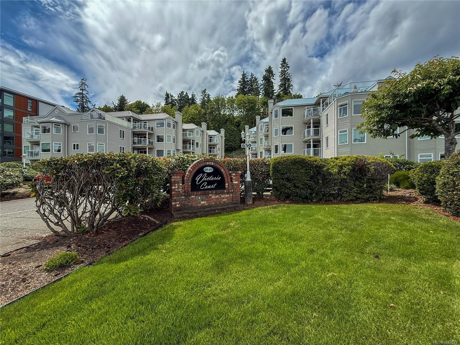 Property Photo: 650 Island Hwy S #104A BC V9W 1A6