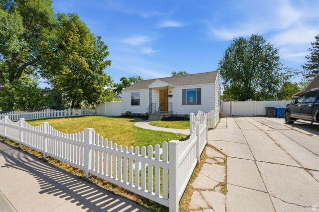 Property Photo: 65 S Roosevelt Ave UT 84003
