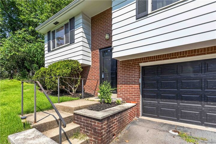 Property Photo: 769 Hamil Rd PA 15147