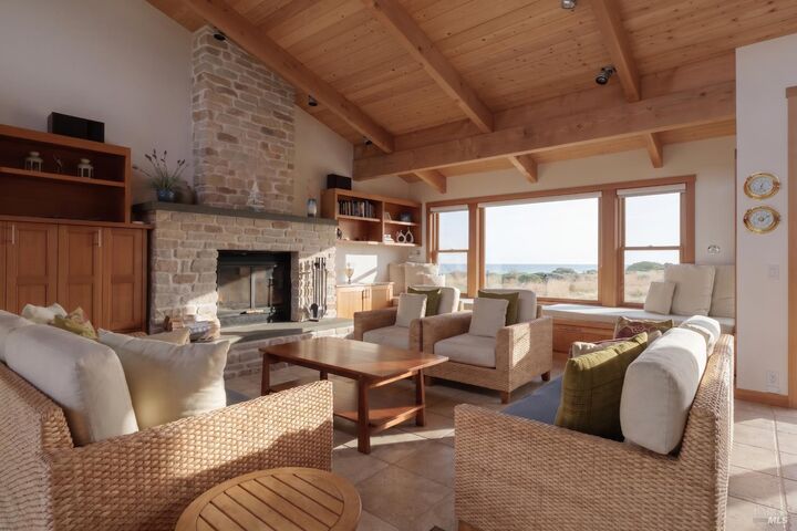 Property Photo: 355 Del Mar Point CA 95497