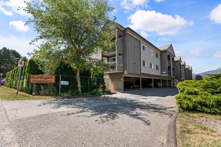 1783 Agassiz-Rosedale No 9 Highway 237 — photo 1