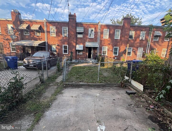 Property Photo:  3617 Kenyon Avenue  MD 21213 