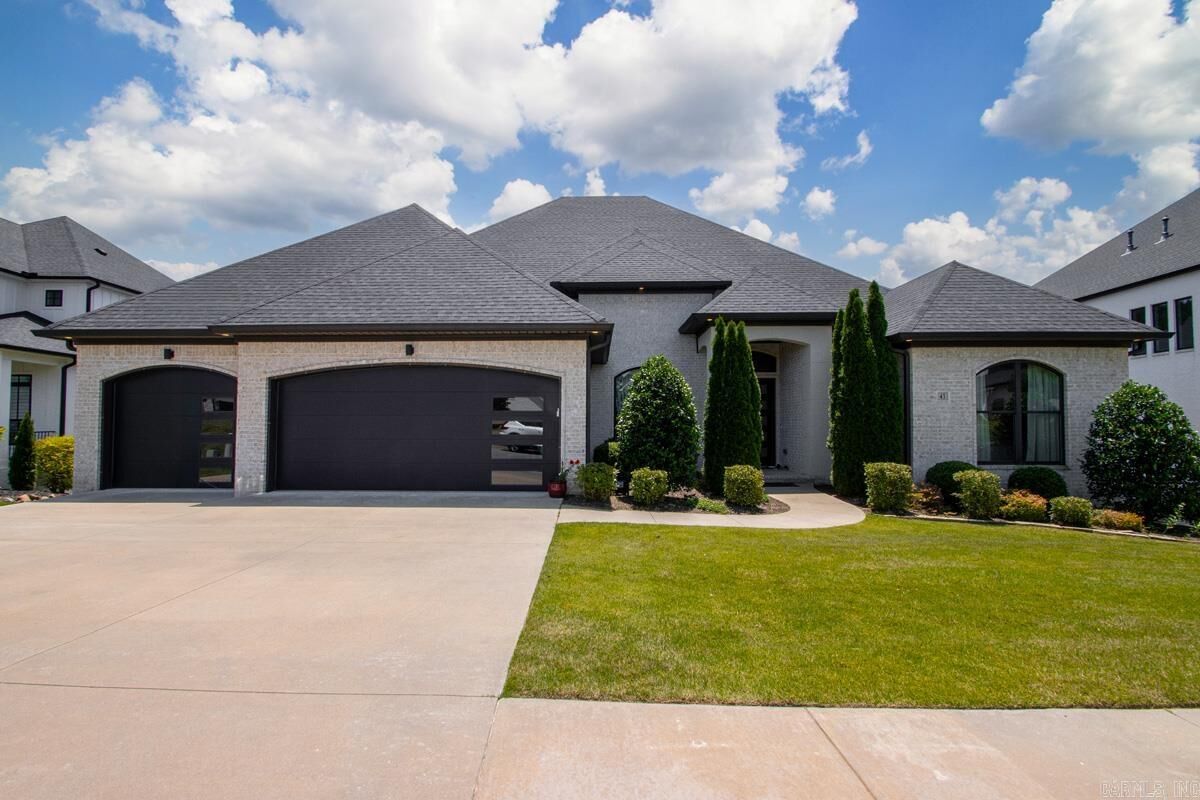 Property Photo: 43 Falstone Drive AR 72223