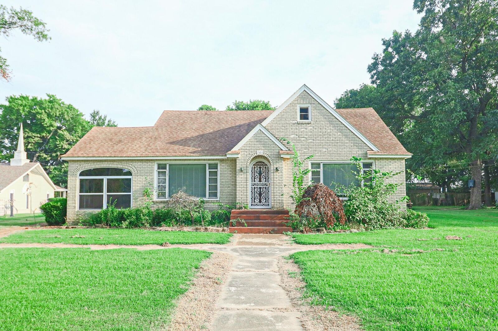Property Photo: 201 Hughey Street AR 72471