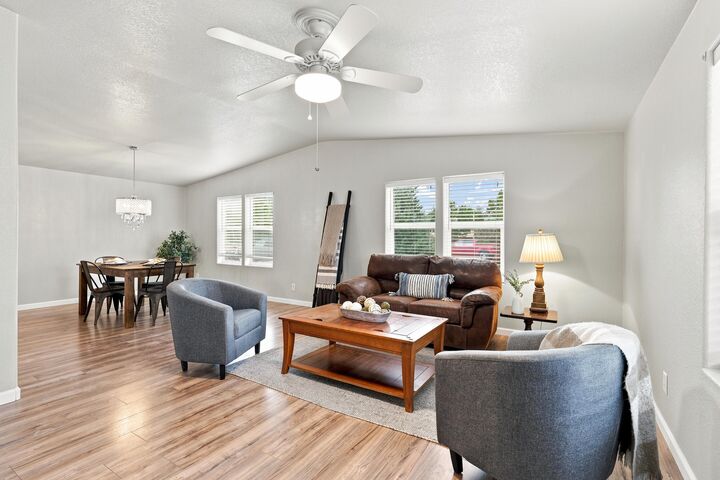 Property Photo: 217 S Houston Creek Circle AZ 85541