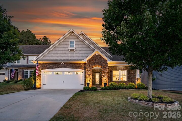 Property Photo: 5064 Stonehill Lane NC 28104