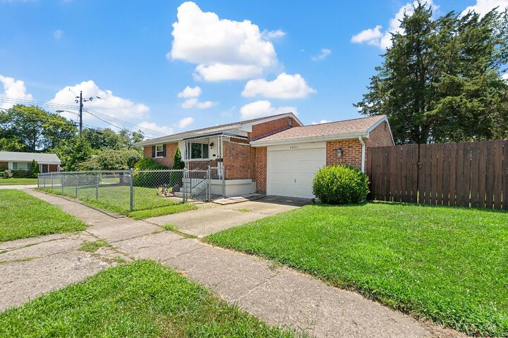 Property Photo: 4801 Narcissus Court OH 45238