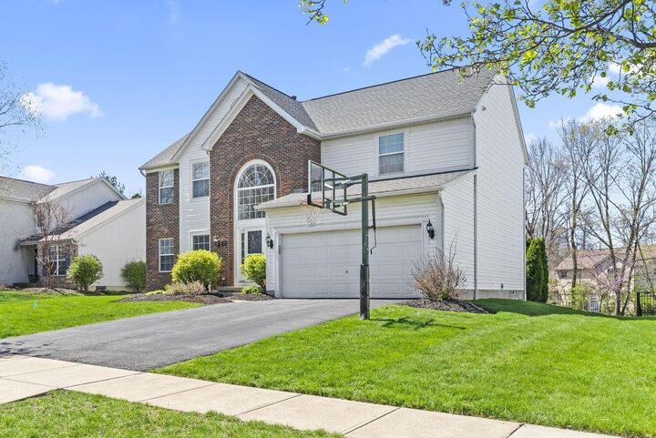 Property Photo:  10526 Stoneham Drive  OH 43065 