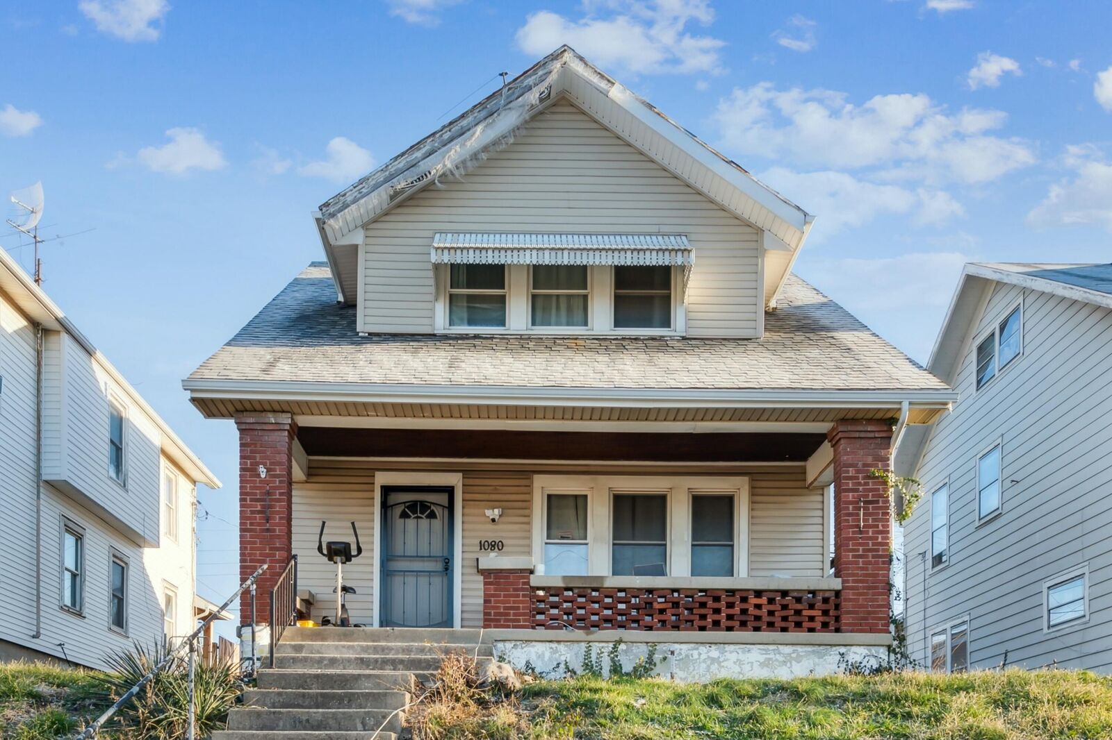 Property Photo: 1080 Linden Avenue OH 45410