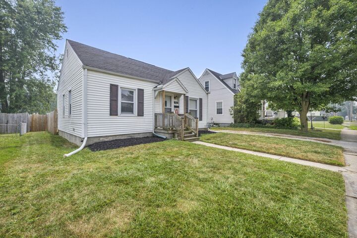Property Photo:  951 E Church Street  OH 43302 