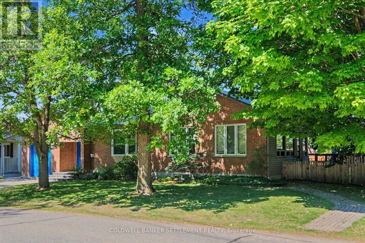 Property Photo: 136 Charlotte Street East ON K0G 1N0