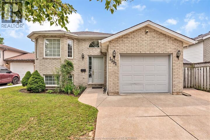 Property Photo: 1391 Fuller Crescent ON N8W 5S2
