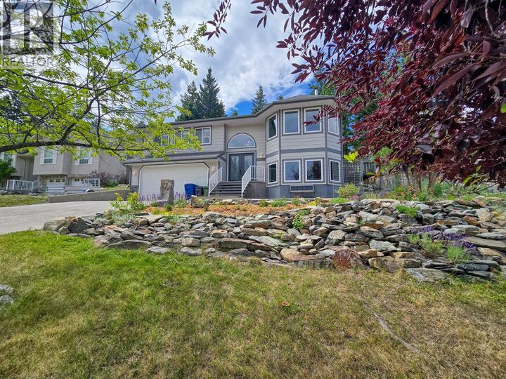 781 Westridge Drive — photo 1