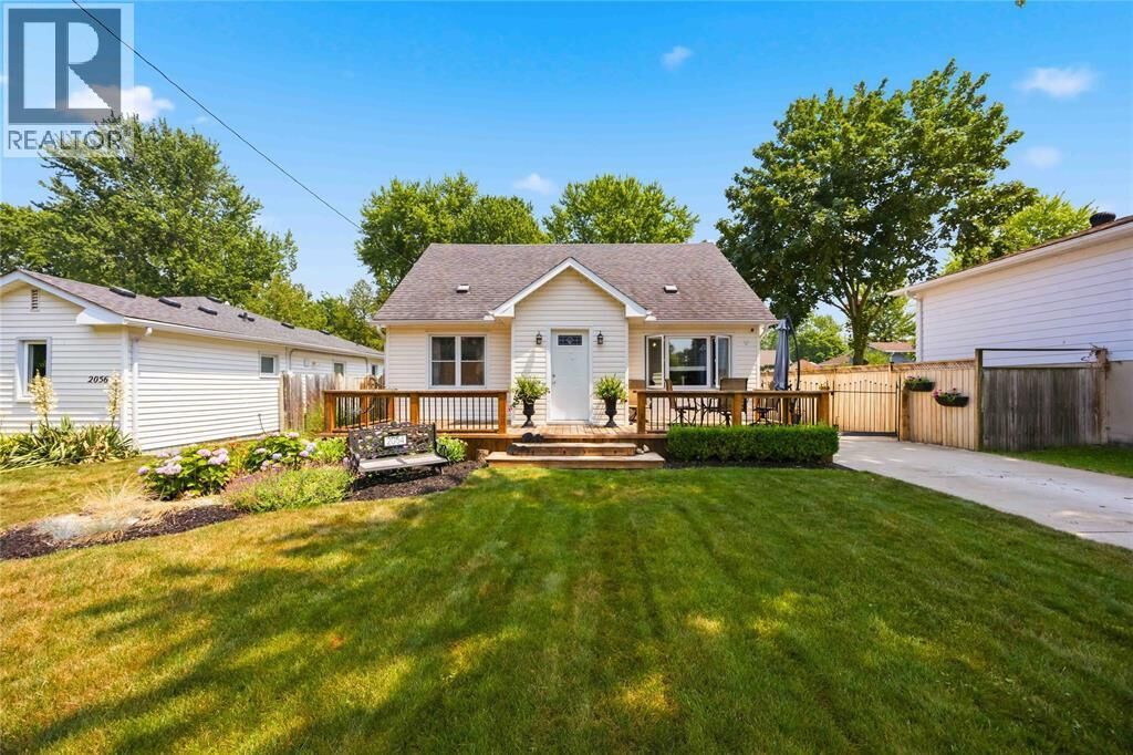 Property Photo: 2054 Gladys Street ON N0N 1E0