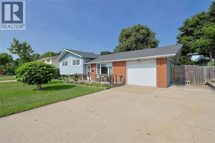 Property Photo:  1309 Indian Road  ON N7V 4C6 