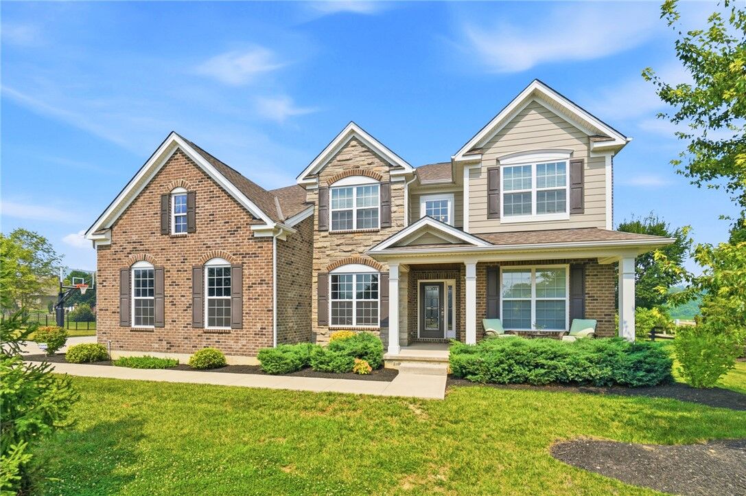 Property Photo: 2051 Stonewater Drive OH 45458