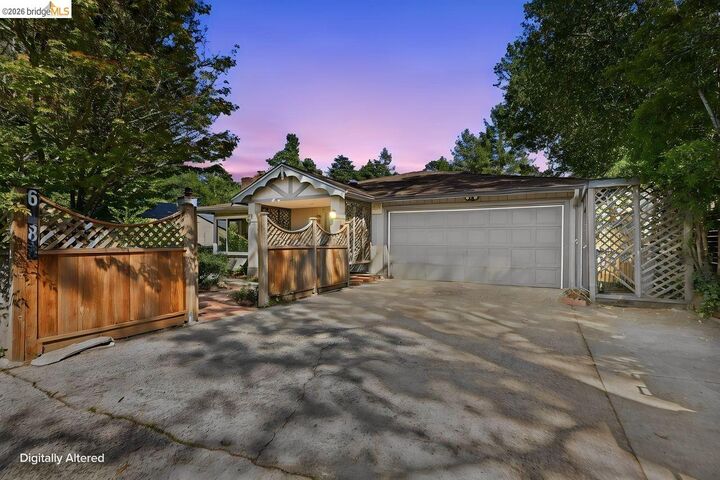 Property Photo: 6480 Ascot Dr CA 94611