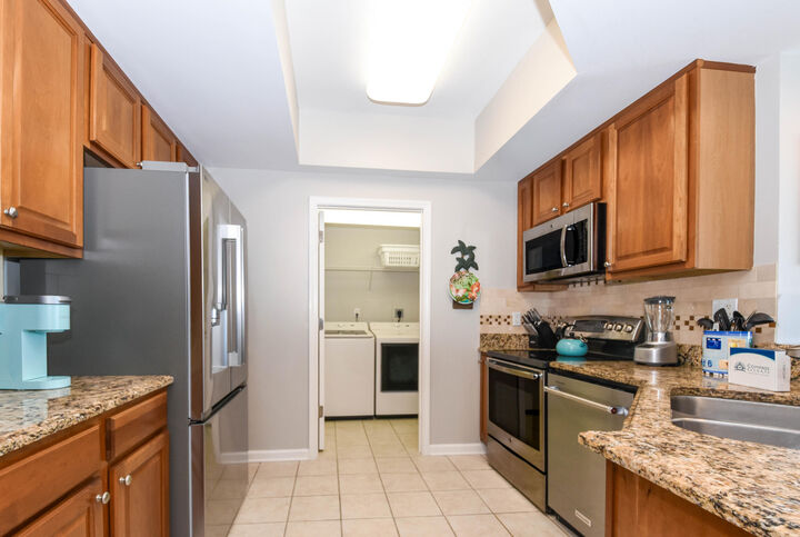 Property Photo: 1048 E Highway 98 1102 W FL 32541
