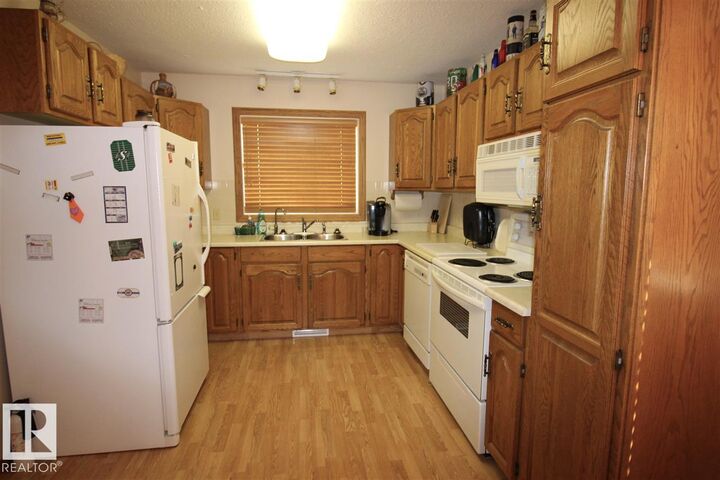 Property Photo:  4011 40 Street  AB T9N 1T5 