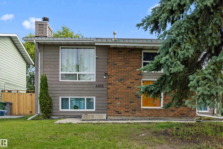 Property Photo:  4810 55 Avenue  AB T4X 1J8 