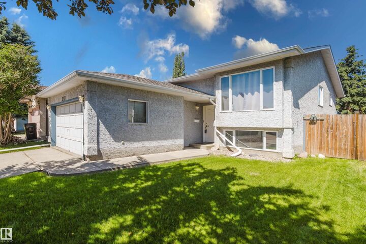 Property Photo: 337 Pearson Crescent NW AB T5T 5Y7
