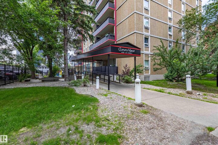 Property Photo: 10140 120 Street NW 1210 AB T5K 1Z8