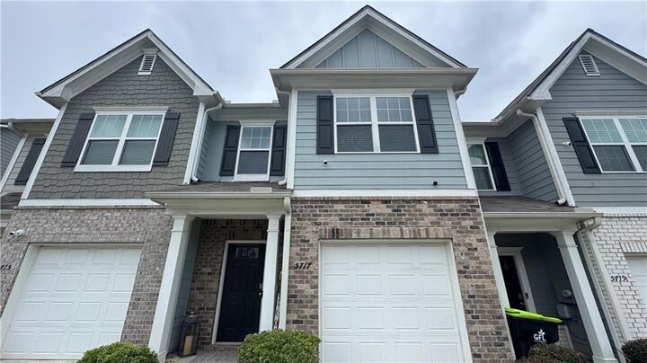 Property Photo:  5717 Union Pointe Drive  GA 30291 