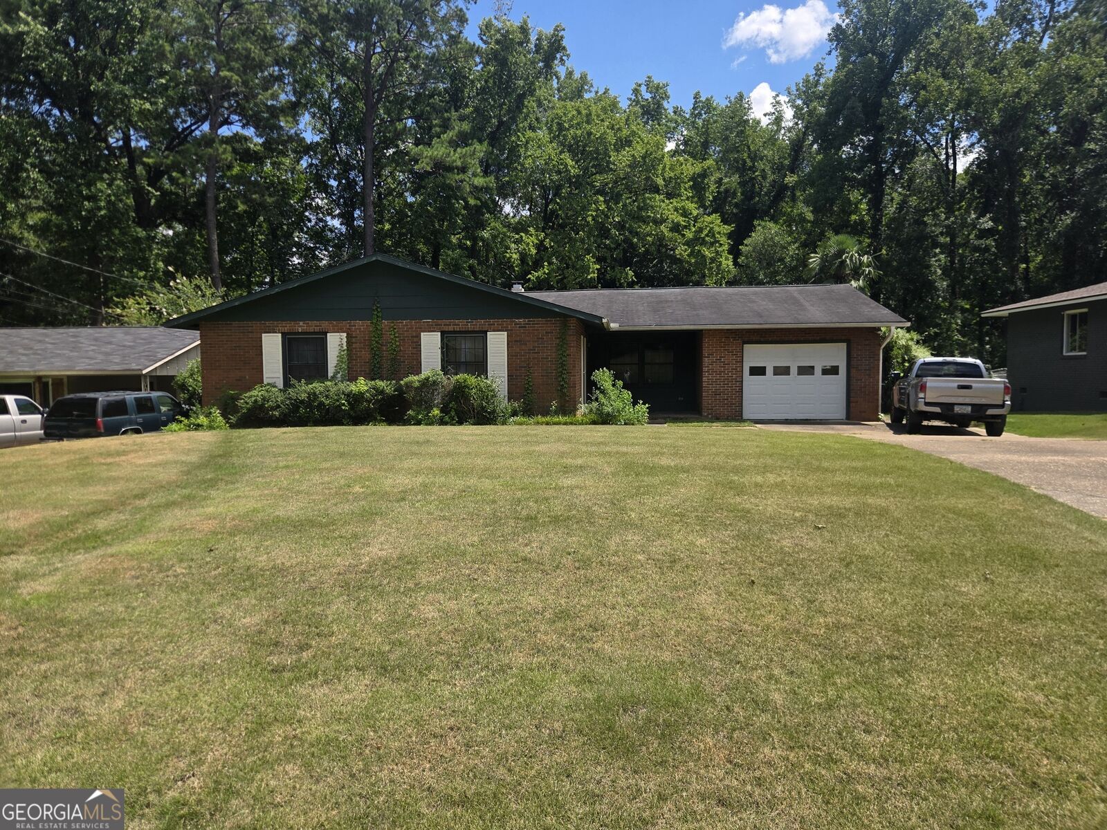 Property Photo:  3950 Savannah Drive  GA 31907 