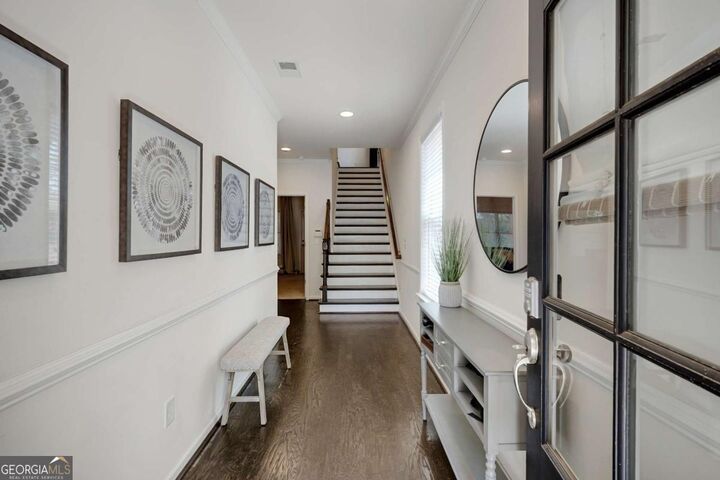 Property Photo:  909 Dumaine Trace  GA 30328 